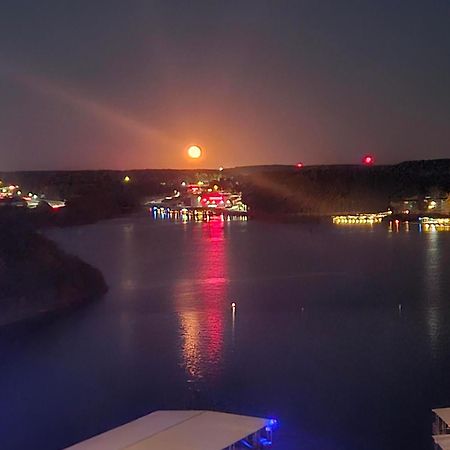 Inn At Grand Glaize Осейдж Бийч Екстериор снимка