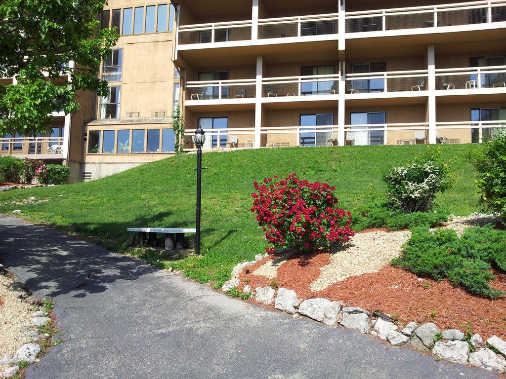Inn At Grand Glaize Осейдж Бийч Екстериор снимка